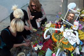 from: http://www.signonsandiego.com/entertainment/street/2008/07/ghost_bike_a_memorial_to_cycli_1.html picture from the San Diego Tribune