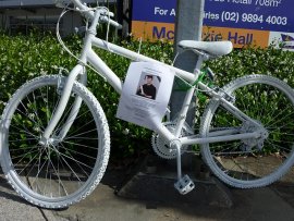 from: http://picasaweb.google.com/crapulon/GhostBikeKonrad?feat=embedwebsite#5553269699763891314