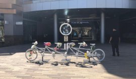 A ghostbike with 5 saddles